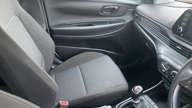 Hyundai i20 1.0T GDi 48V MHD SE Connect 5dr Petrol Hatchback